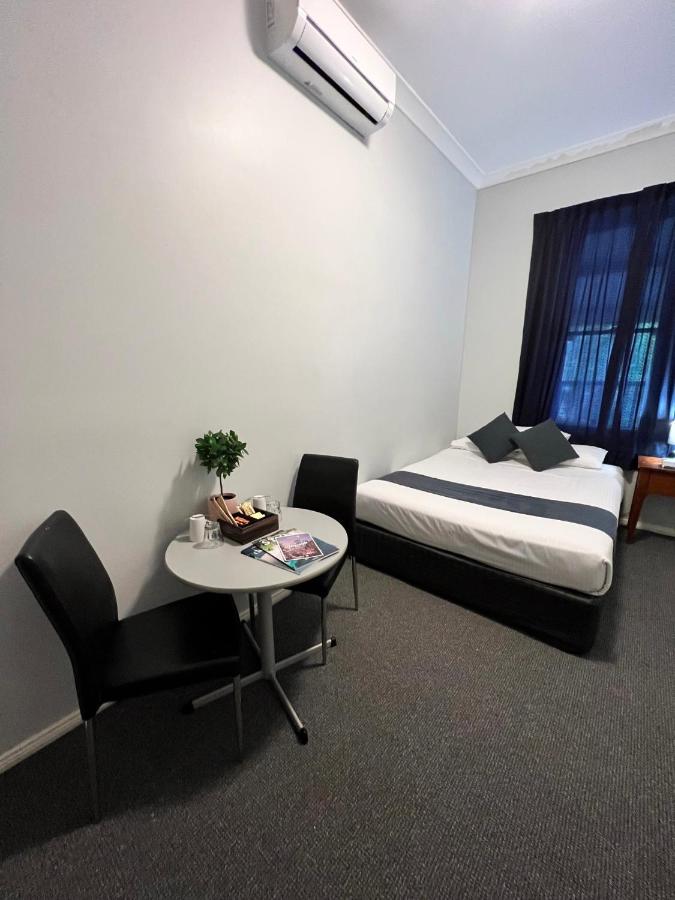 Adelaide Pulteney Motel エクステリア 写真